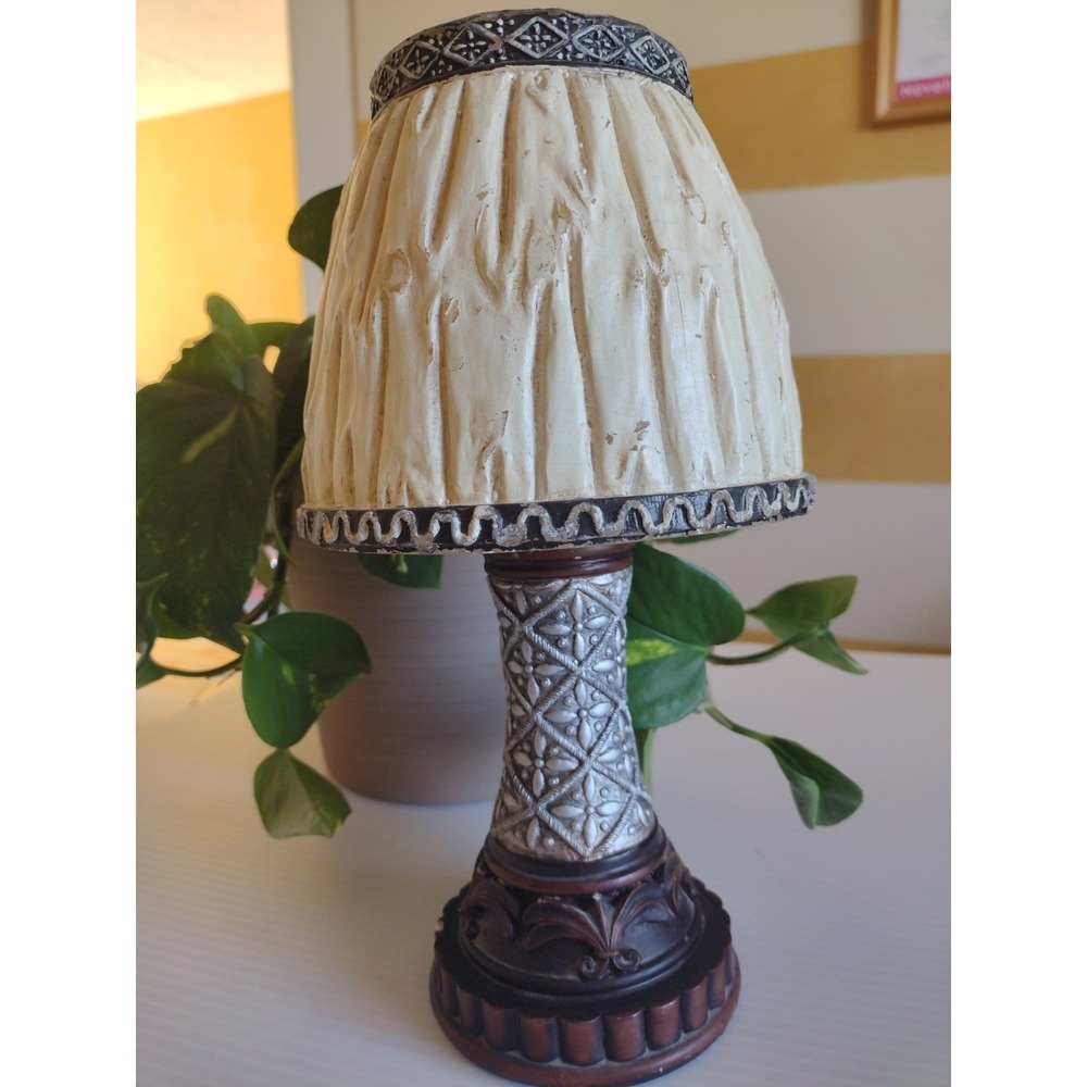Small White w/Brown Flowers Candle Lamp On Candle Holder Base‎ Antique Look 9"